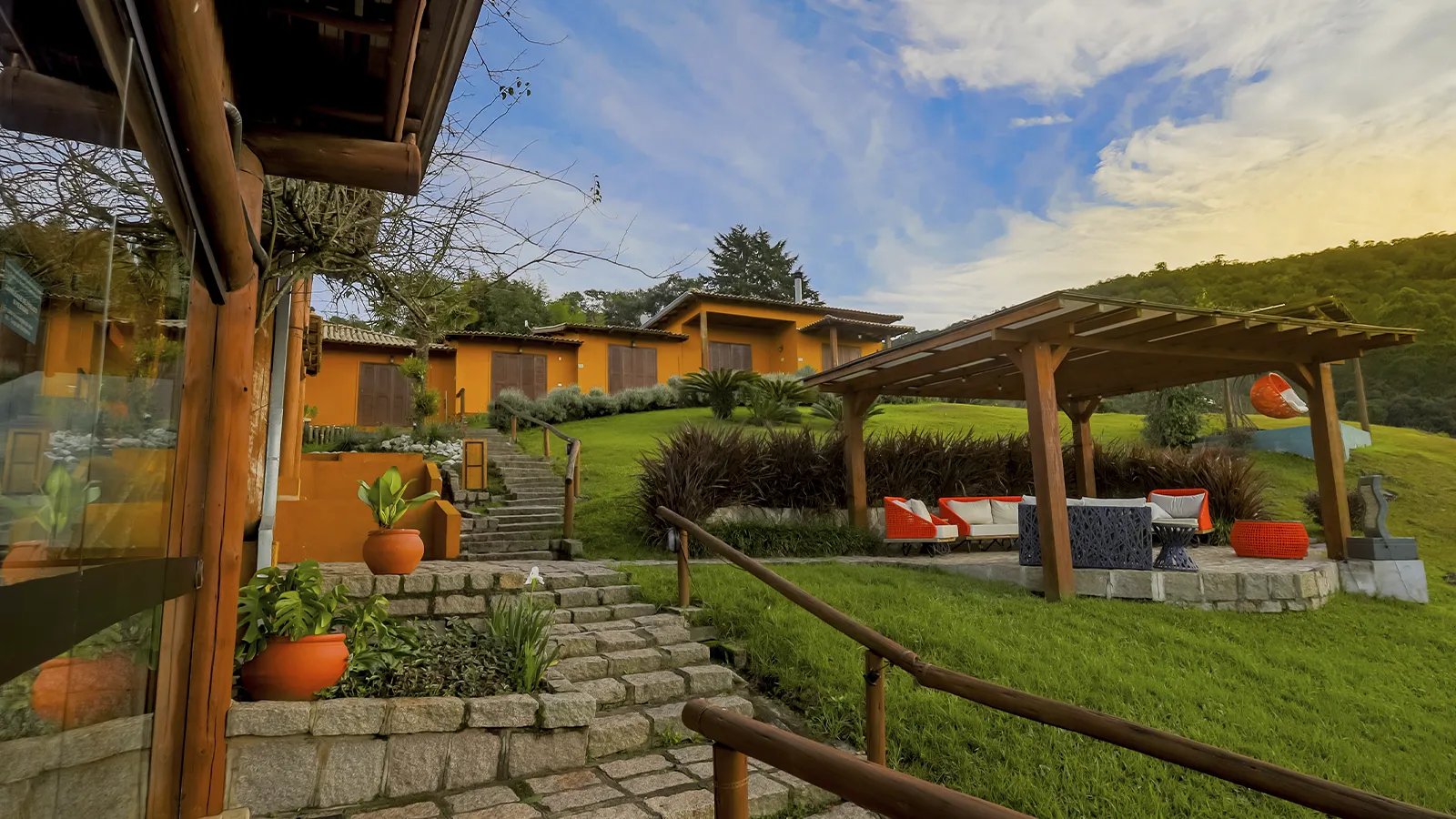 Unity Hotelaria, headquartered in Brazil, takes over the management of the Varshana Boutique Hotel in Paraná - new management to boost exclusive hotels for couples.